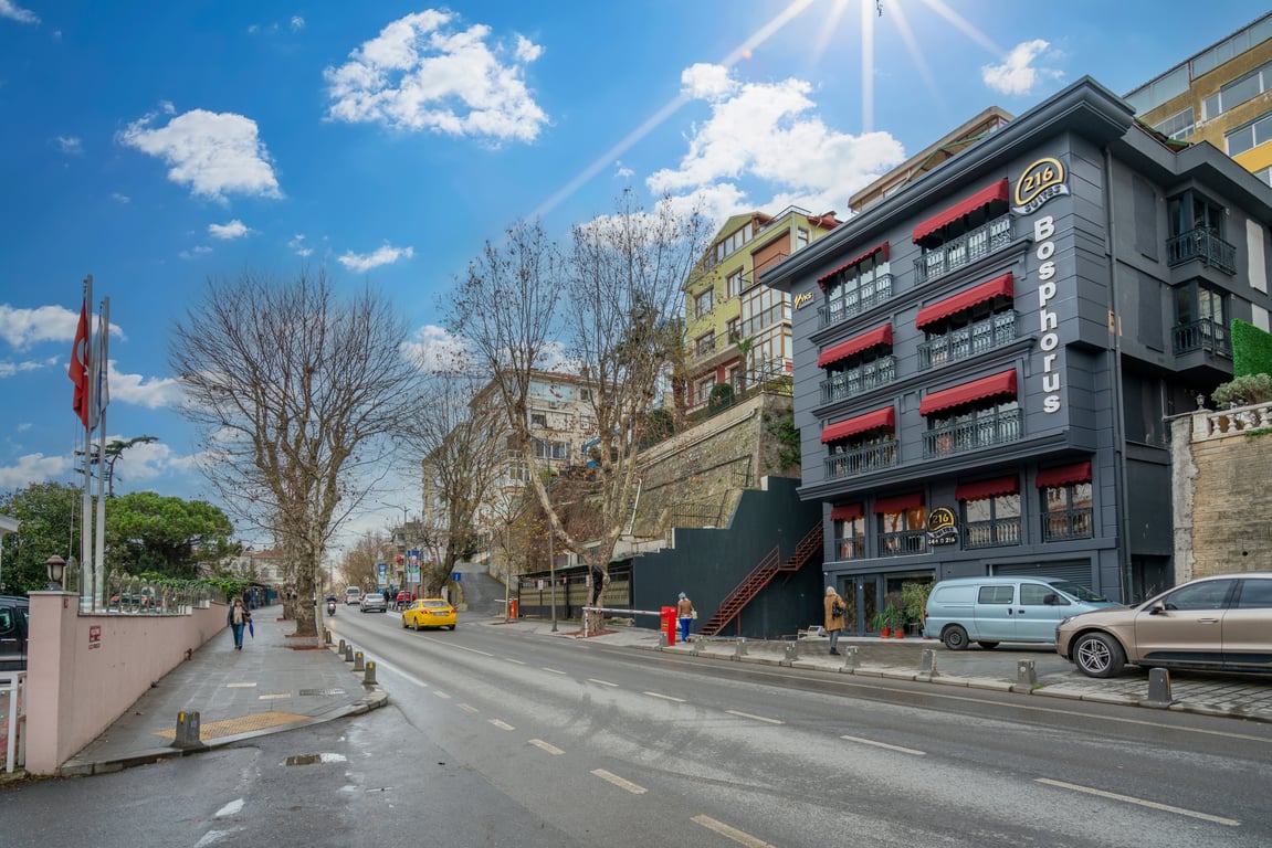 216 Bosphorus Suite