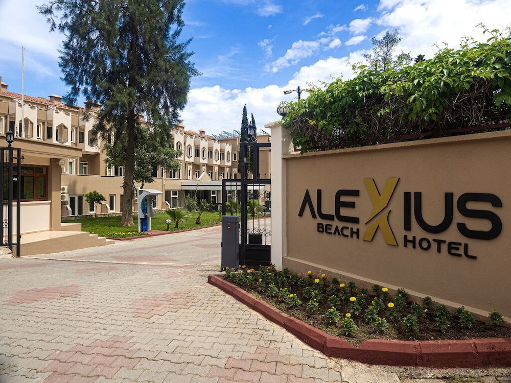 Alexius Beach Hotel All Inclusive (32 Km Away From Antalya)