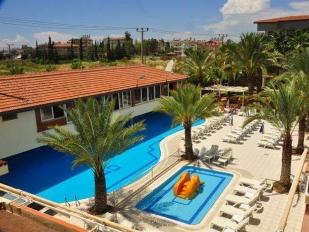 Cinar Garden Apart Hotel(71km Away From Antalya)