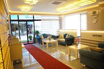 Park Royal Alkhaleej Apartment (No Front Desk Need To Contact Property 7 Days In Advance)