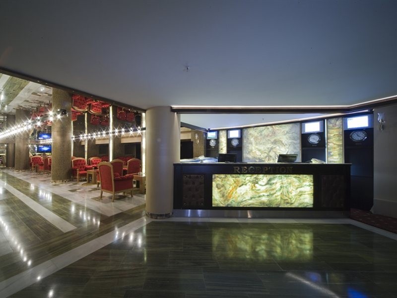 Ilkbal Deluxe Hotel