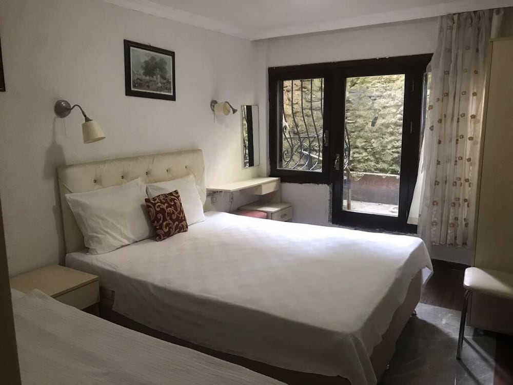 Berce Apartment And Suites