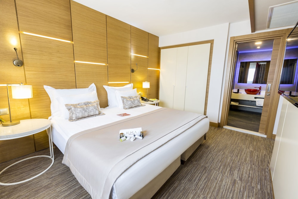 Kuhla Hotel(also Known As Kuhla Boutique Suite Hotel/kuhla Suite Hotel)