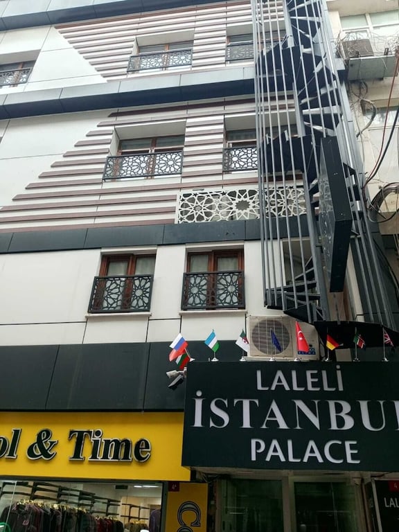Istanbul Palace Hotel