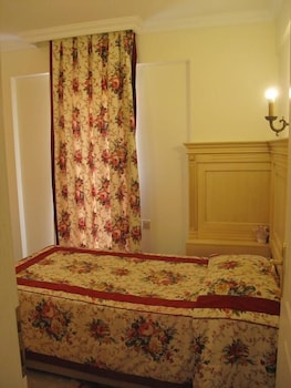 Villamel (no Front Desk Please Contact The Property 7 Days Before Arrival)