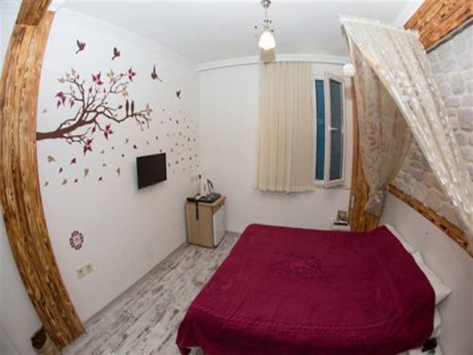 Hot Budget Ortakoy