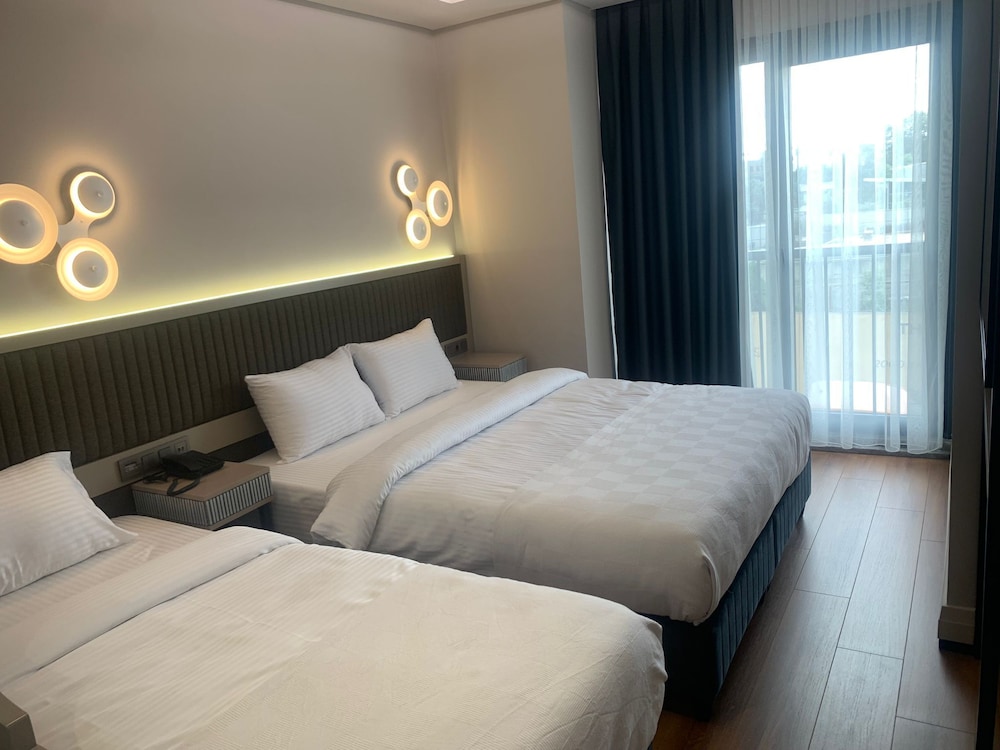 Theodosius Hotel