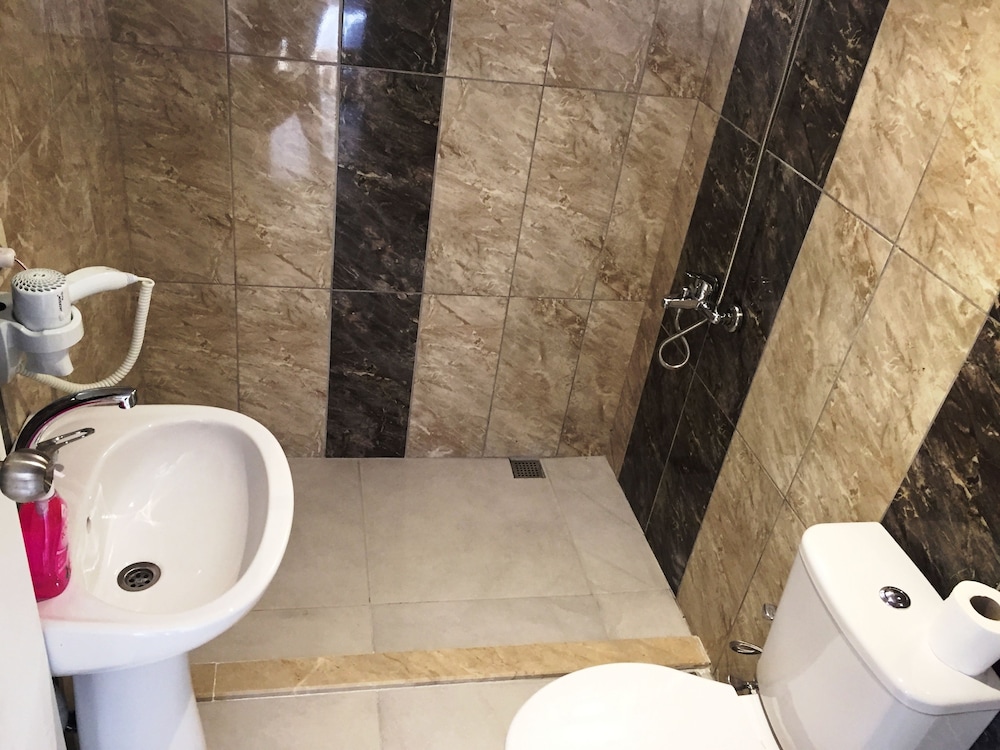 Arda Apart Otel Kemer (49Km Away From Antalya)
