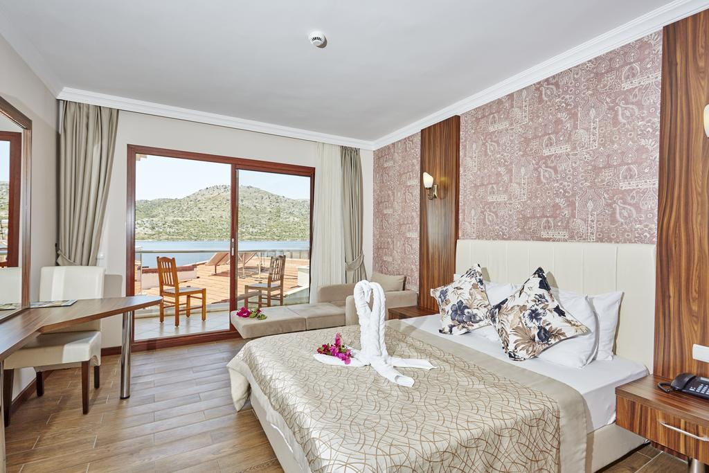 Tymnos Hotel(50 Km Away From Marmaris)