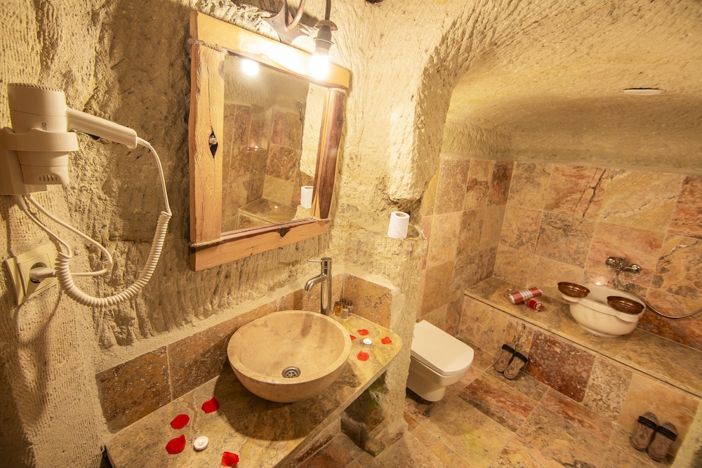Kayadibi Cave Otel