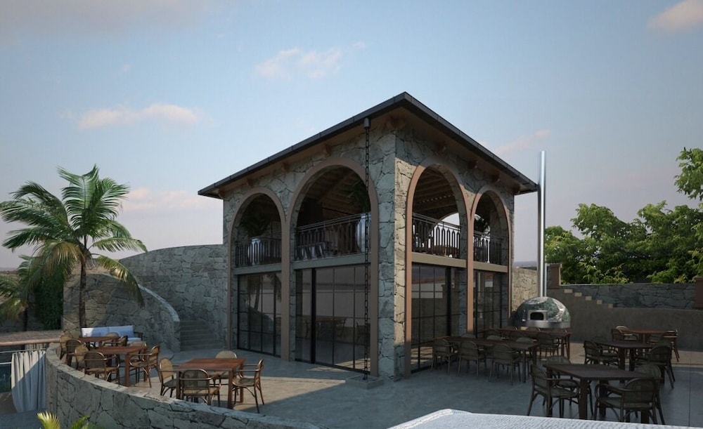The Remote Hotel (97km Away From Marmaris)