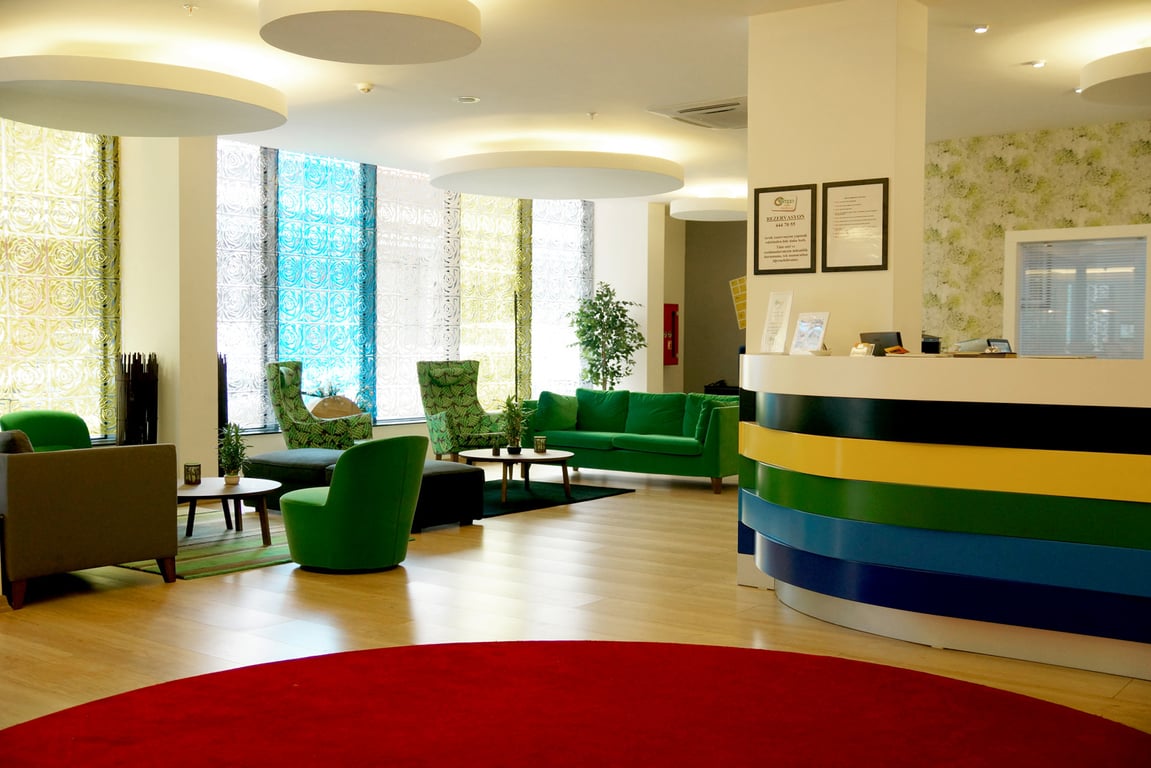 Tempo Suites Airport