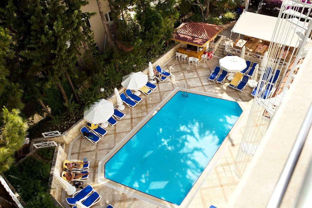 Nergos Villa Gizem (72 Km Away From Antalya)