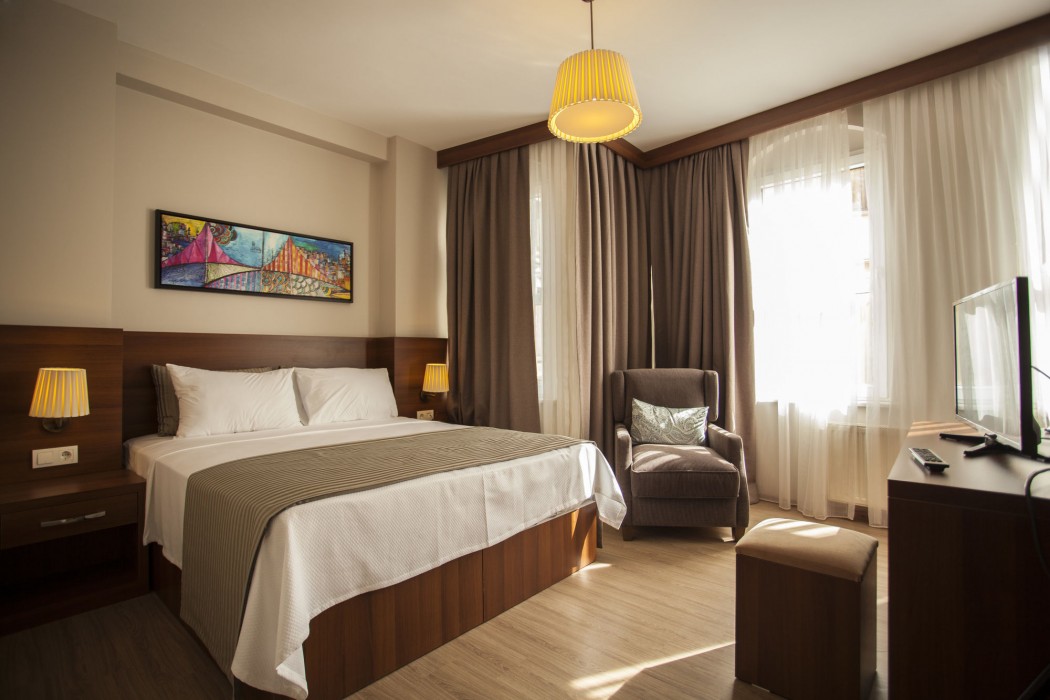 Cordis Hotel (Same As Cordis Suites)