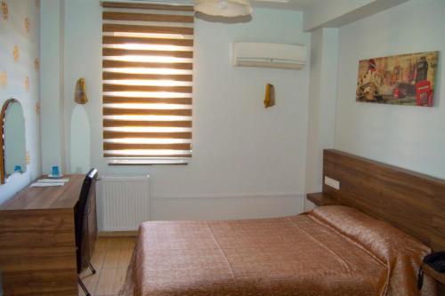 Yunus Hotel