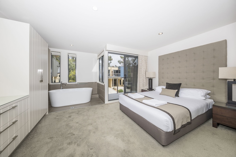 The Sebel Creswick Forest Resort(also Known As Grand Mercure Forest Resort)