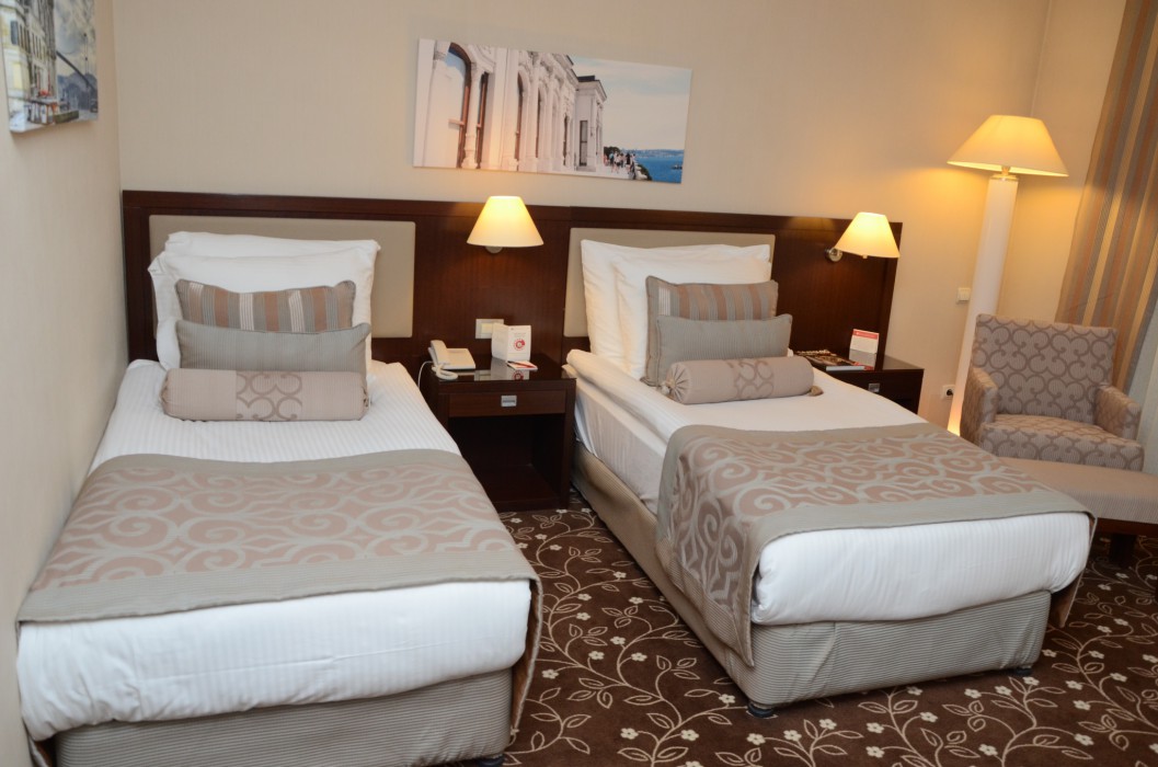 Kaya Istanbul Fair And Convention (formerly Ramada Kaya Plaza Istanbul Hotel)(38km Away From Istanbul)