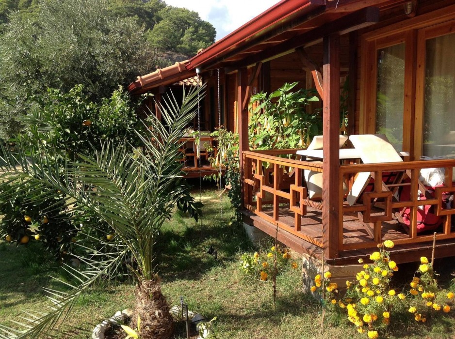 Turkuaz Bungalows (68 Km Away From Antalya)