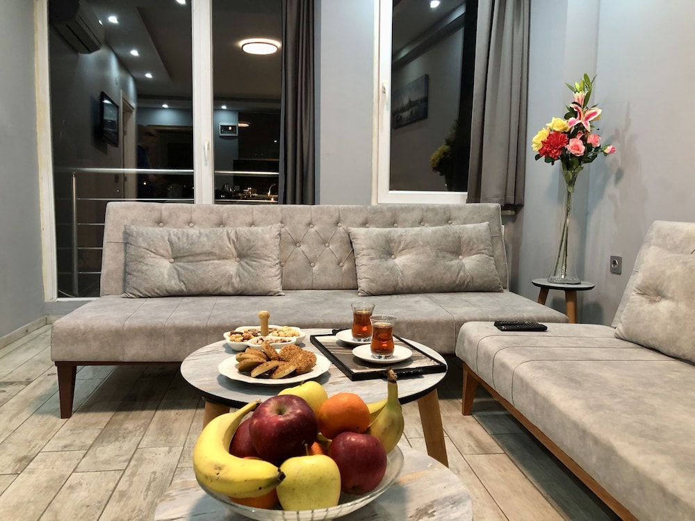 Royalstar Taksim Family Suites (limited Front Desk)