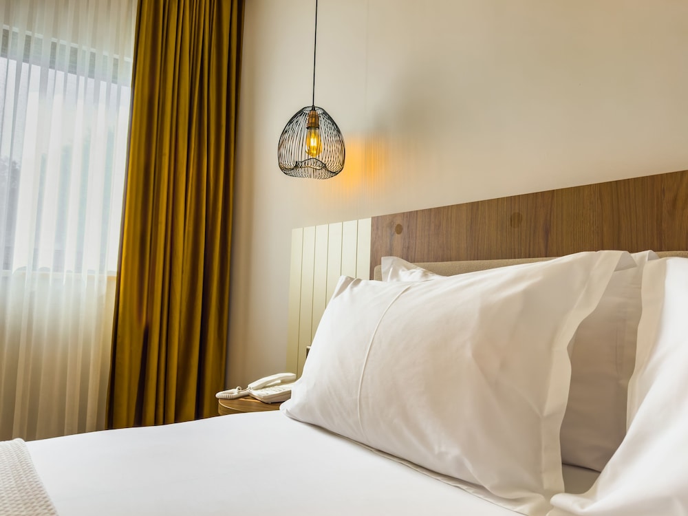 Dedeoglu Port Hotel