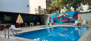 Grand Lavin Hotel (7 Km Away From Antalya)