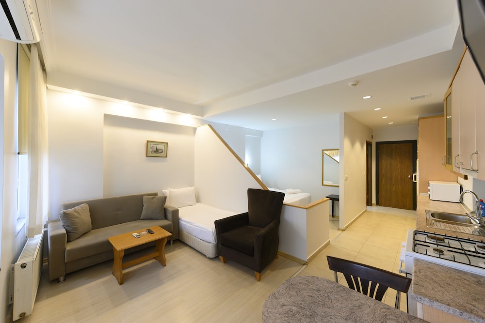 Entes Apart Hotel
