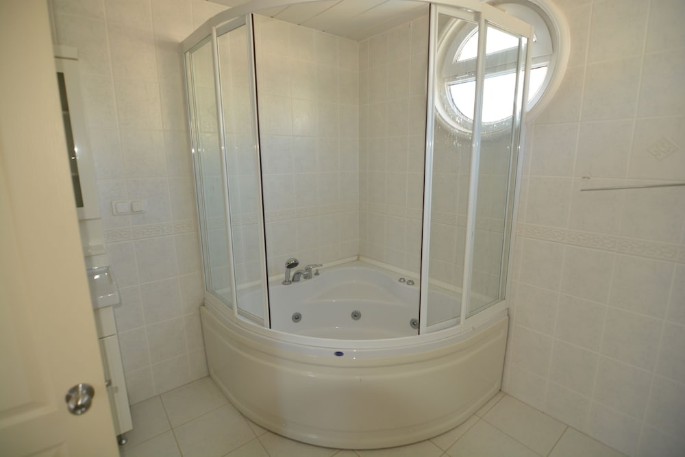 Bella Villa 7 (no Front Desk Need To Contact Property 7 Days In Advance) (38 Km Away From Antalya)