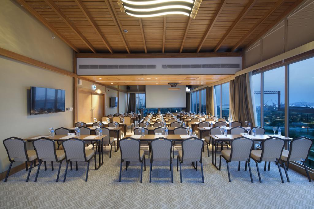 Doubletree By Hilton Hotel Istanbul Tuzla (41 Km Away From Istanbul)