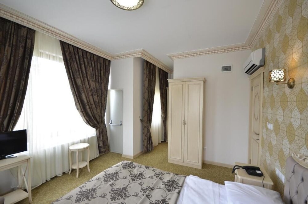 Felicity Hotel Istanbul (Also Known As Tarihi Isparta Palas Otel)