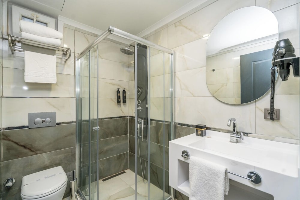 216 Silver Suite (44km Away From Istanbul)