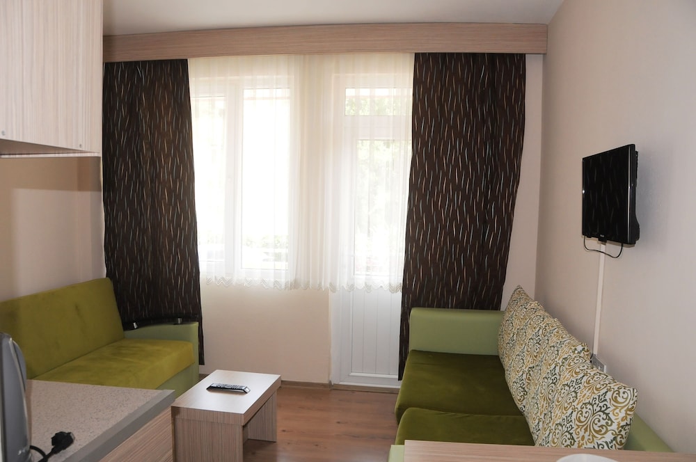 Arda Apart Otel Kemer (49Km Away From Antalya)