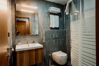 Istanbul Airport Express Hotel (36Km Away From Istanbul)