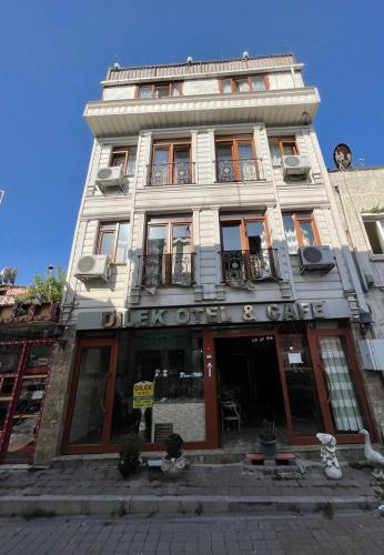 Dilek Hotel And Cafe (no Front Desk Need To Contact Property 7 Days In Advance)