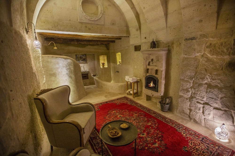 Doda Cave Hotel