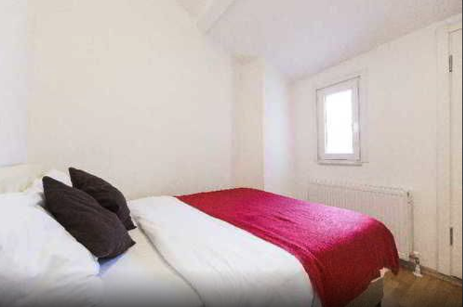 Aretias Suit Home