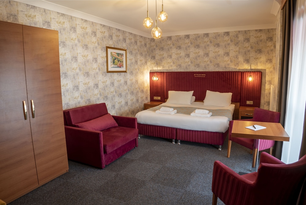 My Palace Hotel Tuzla (42 Km Away From Istanbul)