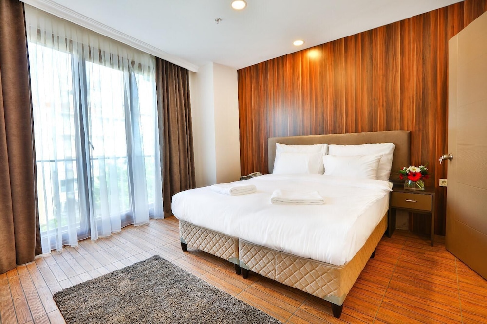 Modern Suites