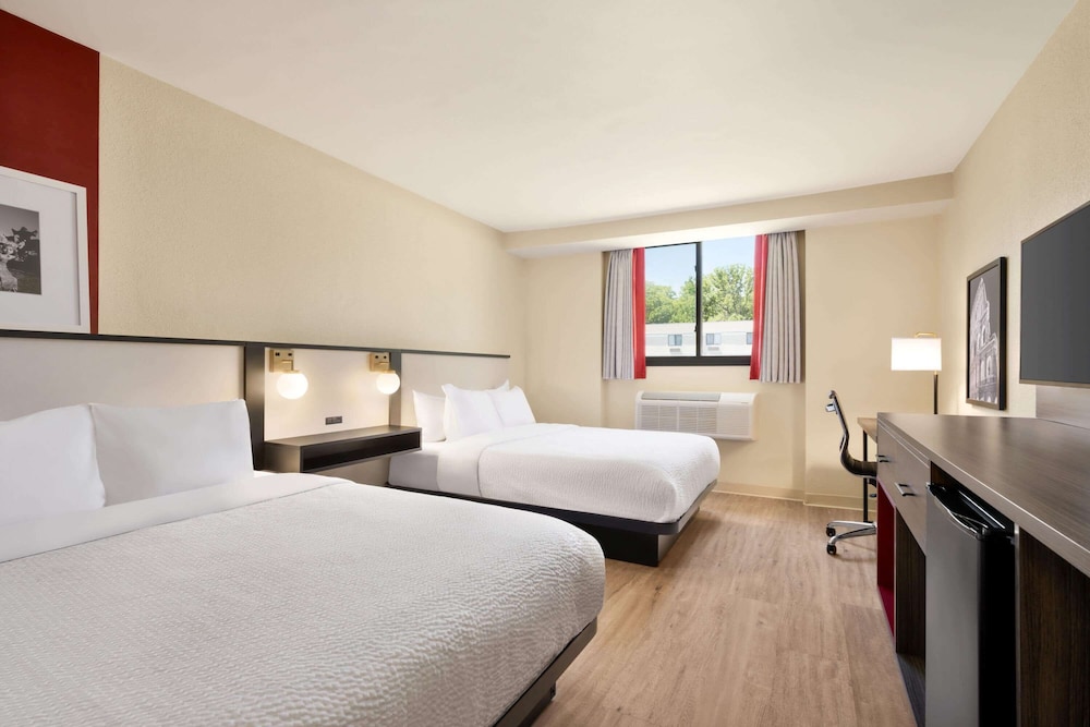 Ramada By Wyndham Whitehall/allentown (also Known As Ramada Whitehall/allentown)