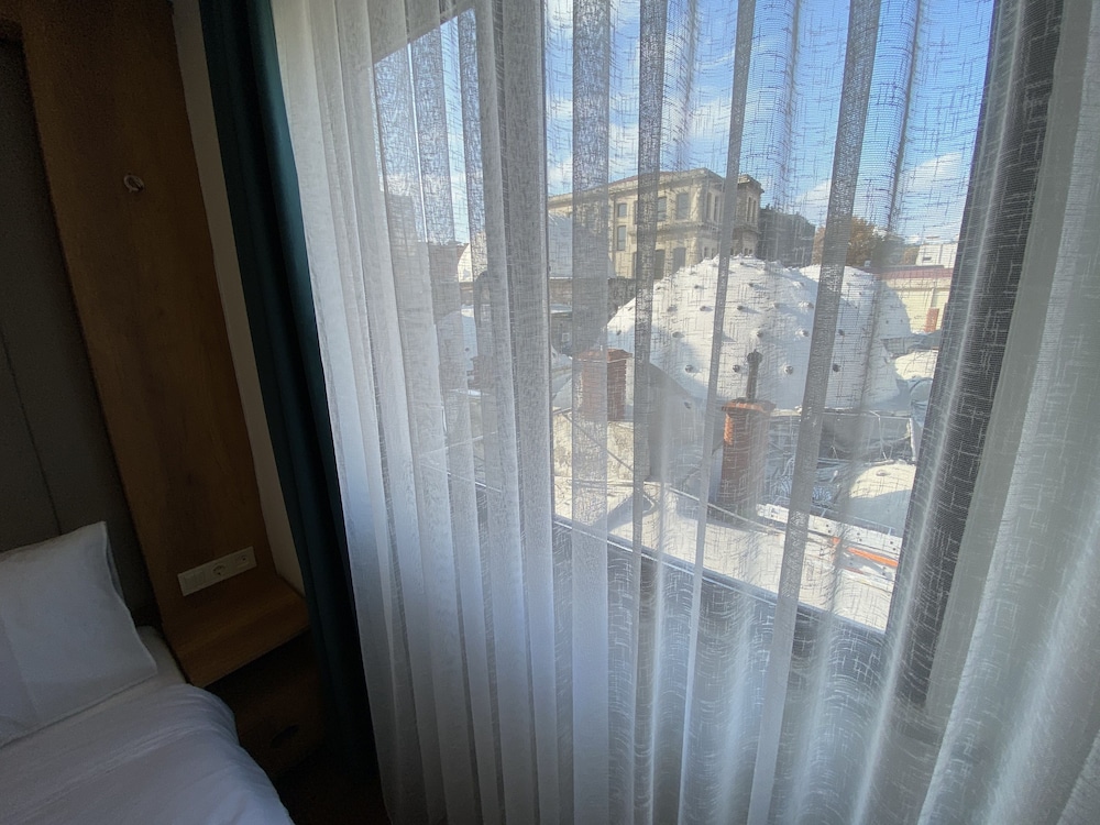 Pege Hotel