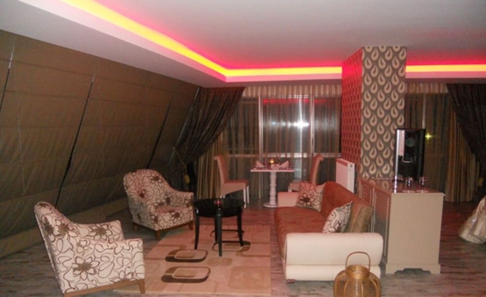 Golden Palas Hotel