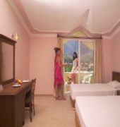 Selcukhan Hotel(30Km Away From Antalya)