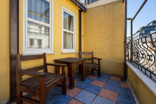 Ajans Pi Home And Apartments (To Make Arrangement For Check In Please Contact The Property At Least 5 Days In Advance)