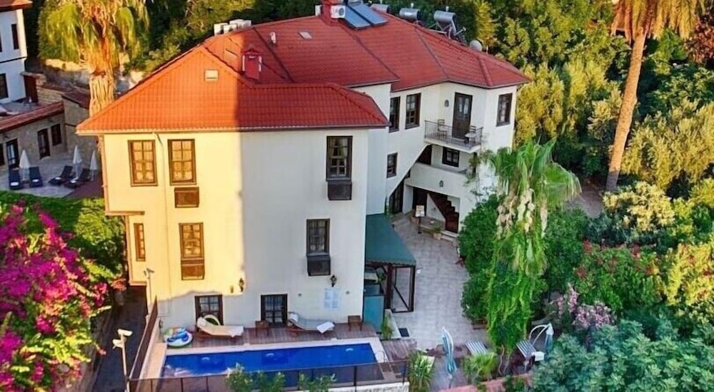 Morea Kaleici(Also Known As Deja Vu Hotel)