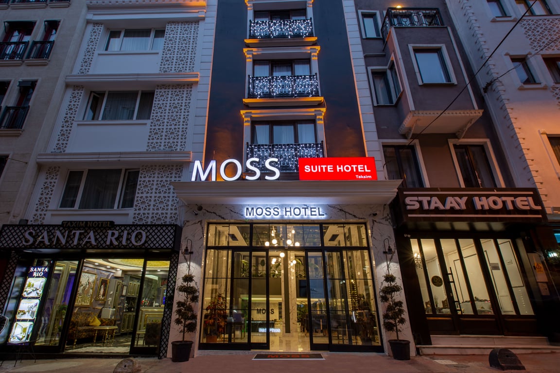 Moss Suite Hotel