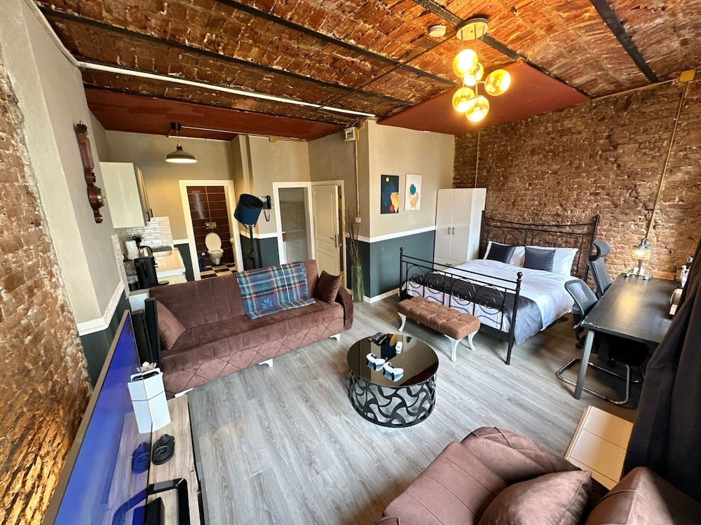 Port Suites Karakoy