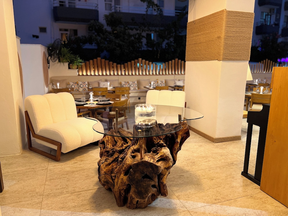 Oji Hotel
