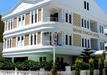 Grand Sancak Hotel