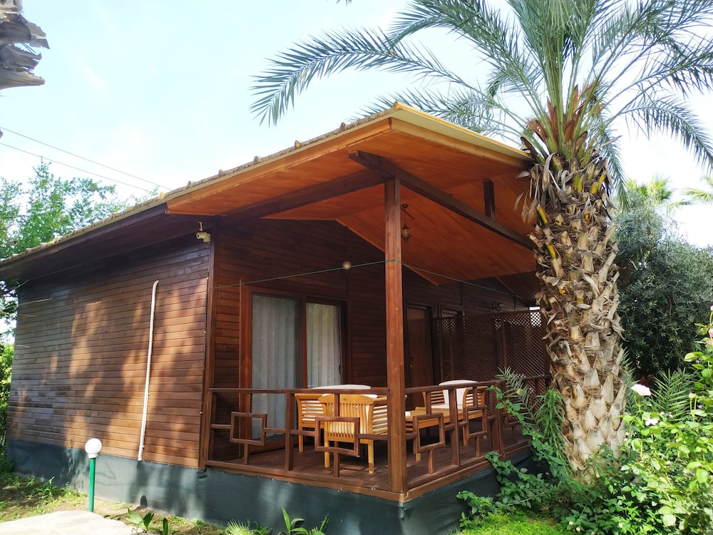 Olympos Yavuz Hotel(80 Km Away From Antalya City Center)(Limited Hour Front Desk)
