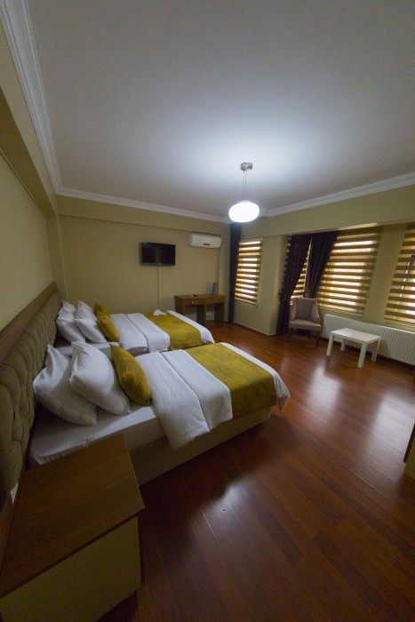 Ramparts Hotel (formerly Helen Suites And Aparts)