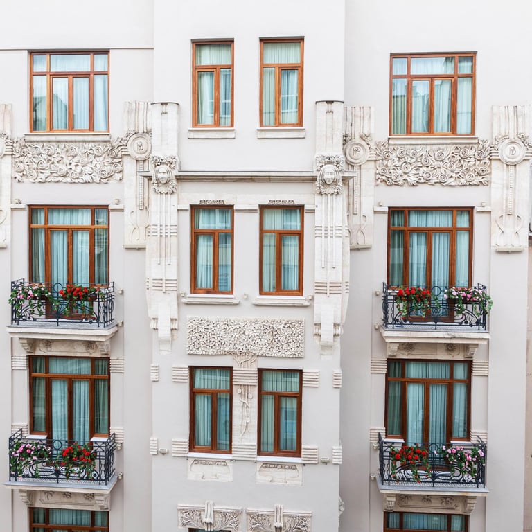 PERA PARMA HOTEL